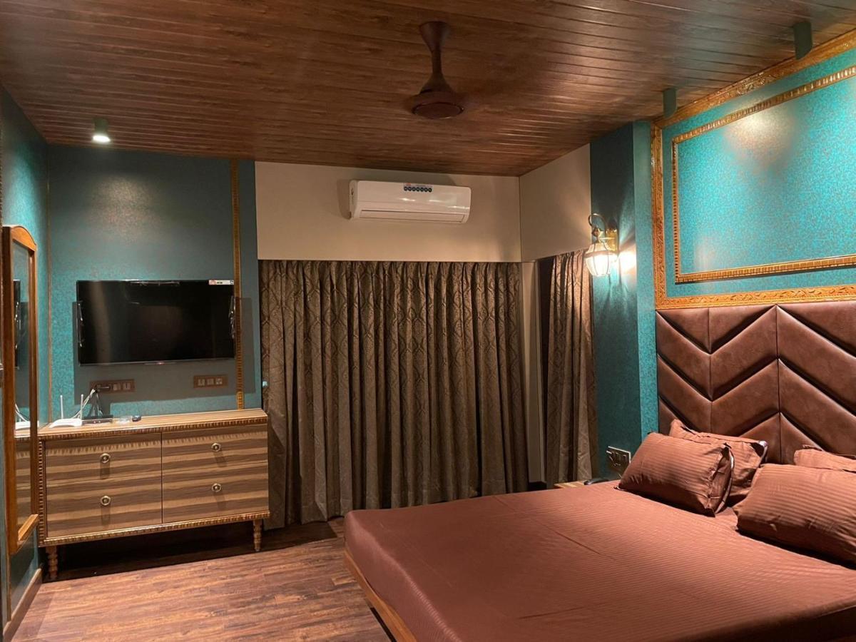 Cold Spot Village Resort ماهاباليشوار المظهر الخارجي الصورة
