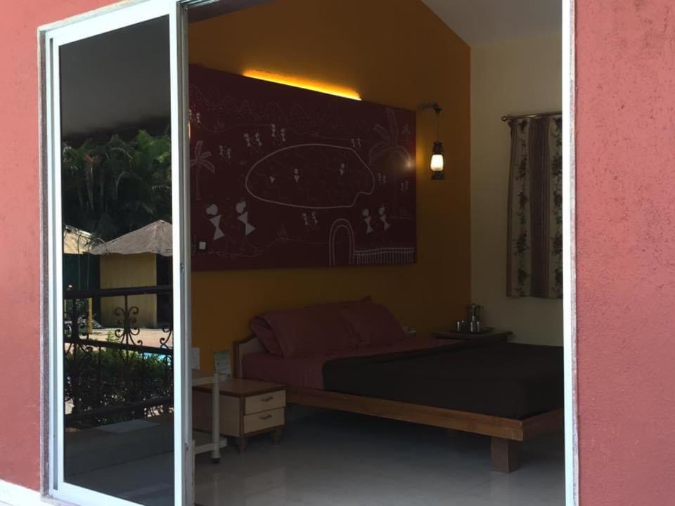 Cold Spot Village Resort ماهاباليشوار المظهر الخارجي الصورة