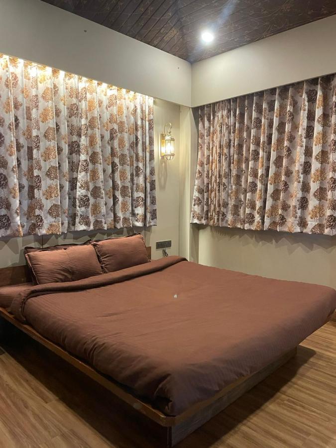 Cold Spot Village Resort ماهاباليشوار المظهر الخارجي الصورة
